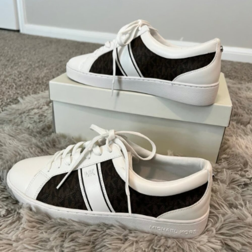 Women’s Michael Kors 9.5 Juno Stripe Lace up Brown Canvas MK Logo Shoes